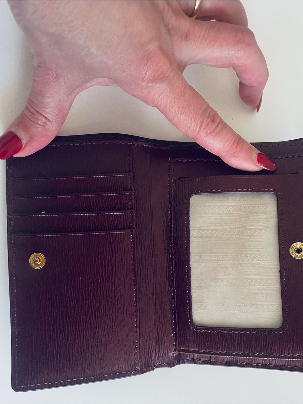 Ralph Lauren Wine Leather Wallet with Gold Hardware - Picture 5 of 6
